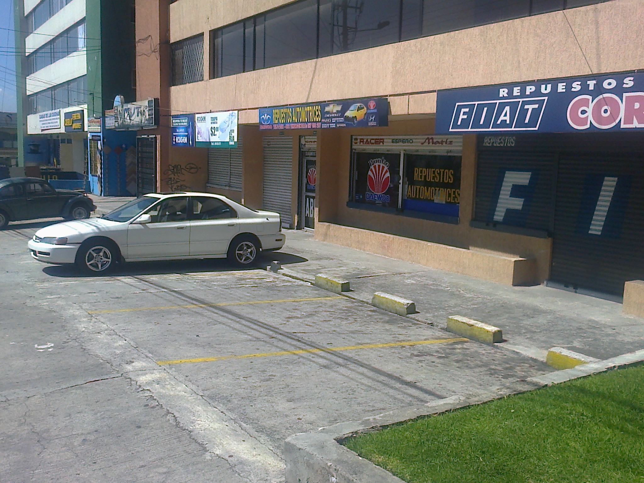 OPORTUNIDAD LOCAL COMERCIAL EN QUITO Norte de la ciudad. 80.000